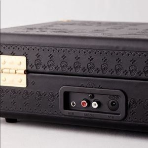 Crosley UO limited edition record player